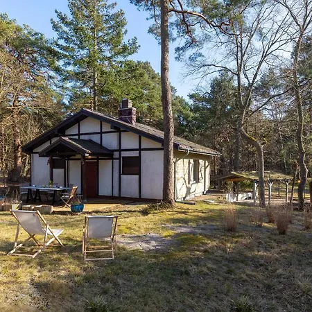 Quiet House Near The By Renters Dom wakacyjny Pobierowo