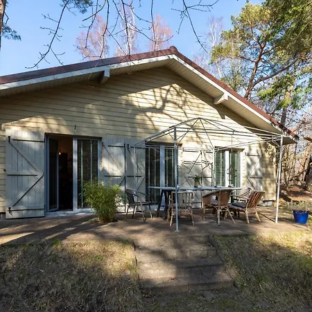 Dom wakacyjny Quiet House Near The By Renters Pobierowo