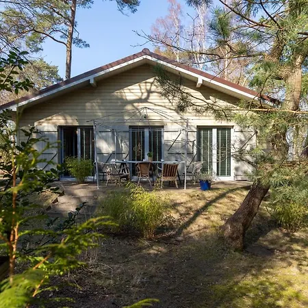 Quiet House Near The By Renters Dom wakacyjny *